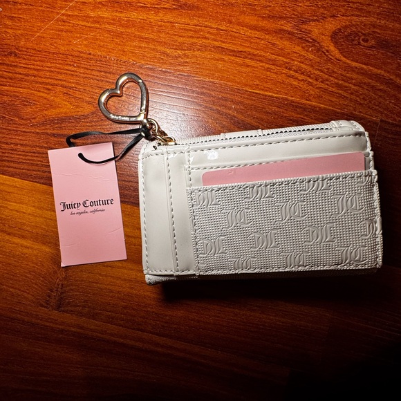 Juicy Couture Nude Trifold Angel Wallet - Picture 7 of 8